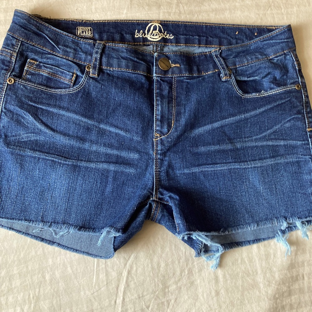 Bluenotes cut offs